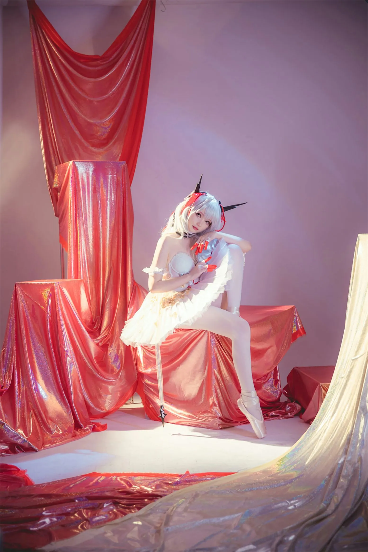 cosplayer写真 明日方舟W芭蕾 雪晴Astra P.8