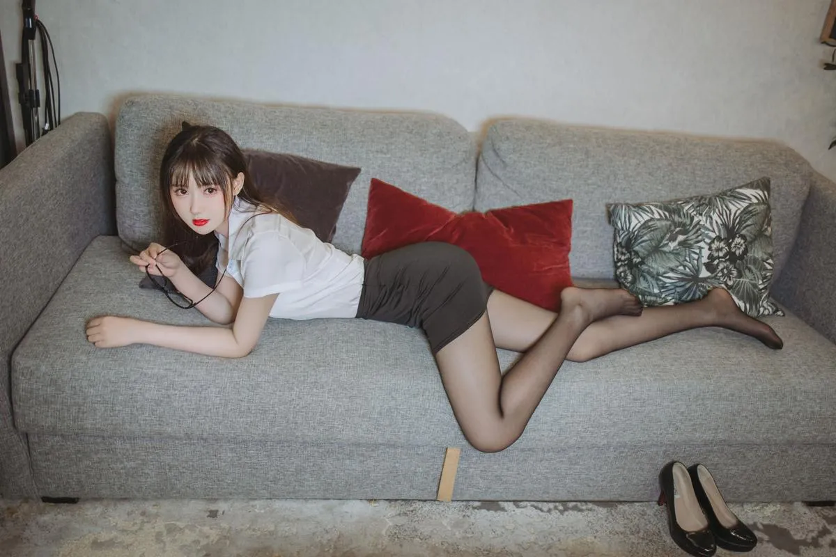 黑丝包臀OL 【Cosplay】 羽生三未 P.7