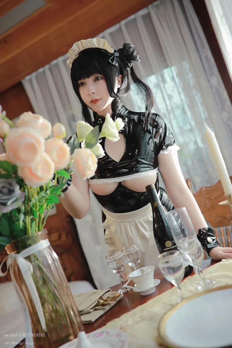 小容仔咕咕咕w 【Cosplay】 南半球女仆 P.4