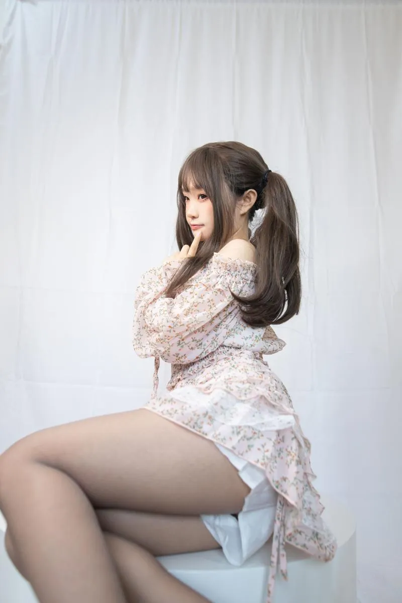 缠玛瑙灰 神g永莉 【Cosplay】 P.4