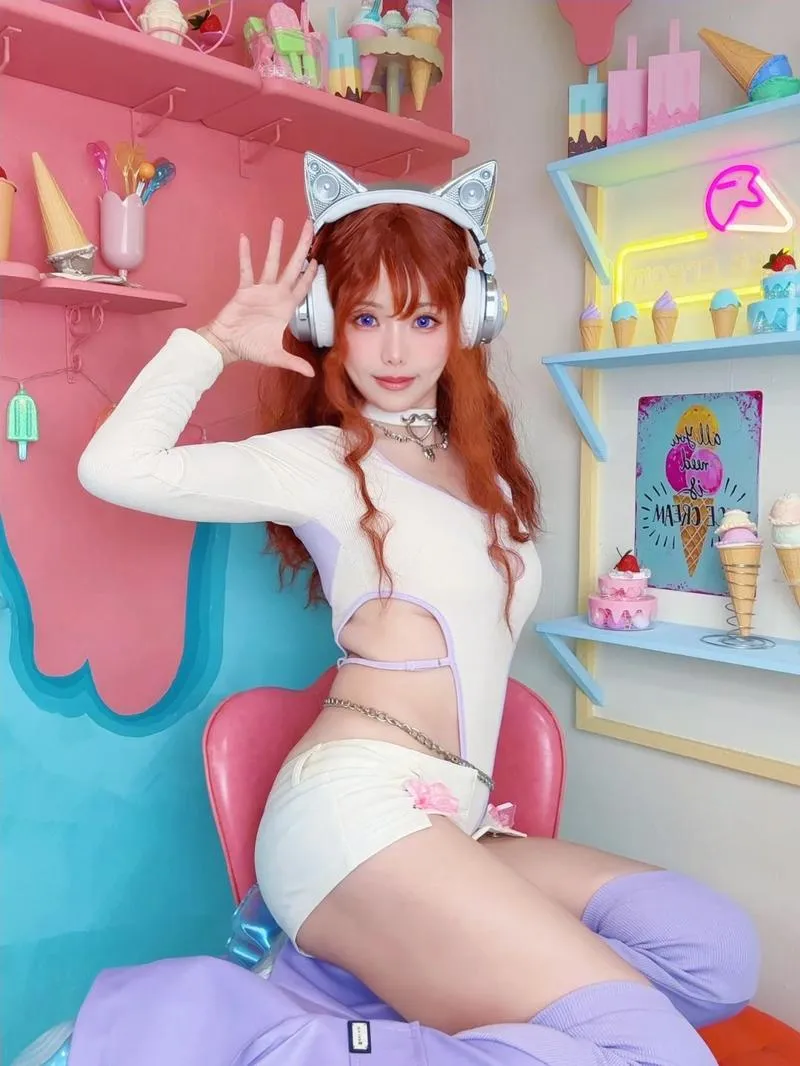 ElyEE子 【Cosplay】 2025年09月Patreon订阅 P.8