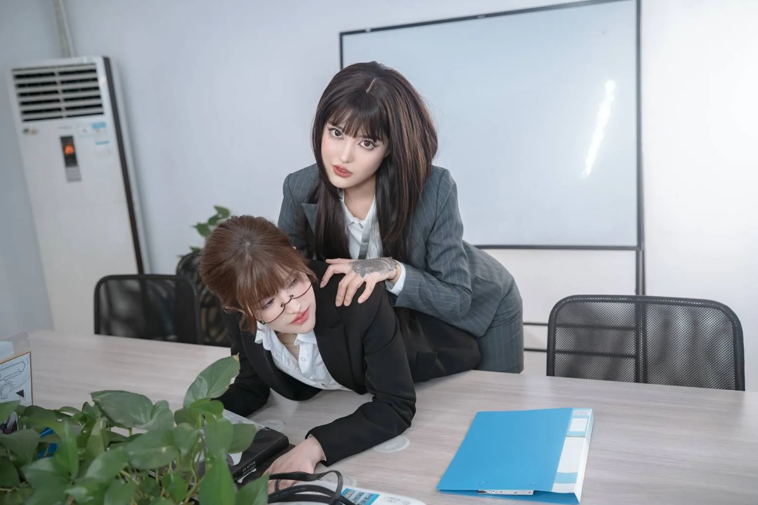 cosplayer写真 女上司和女下属 鹿八岁baby P.11