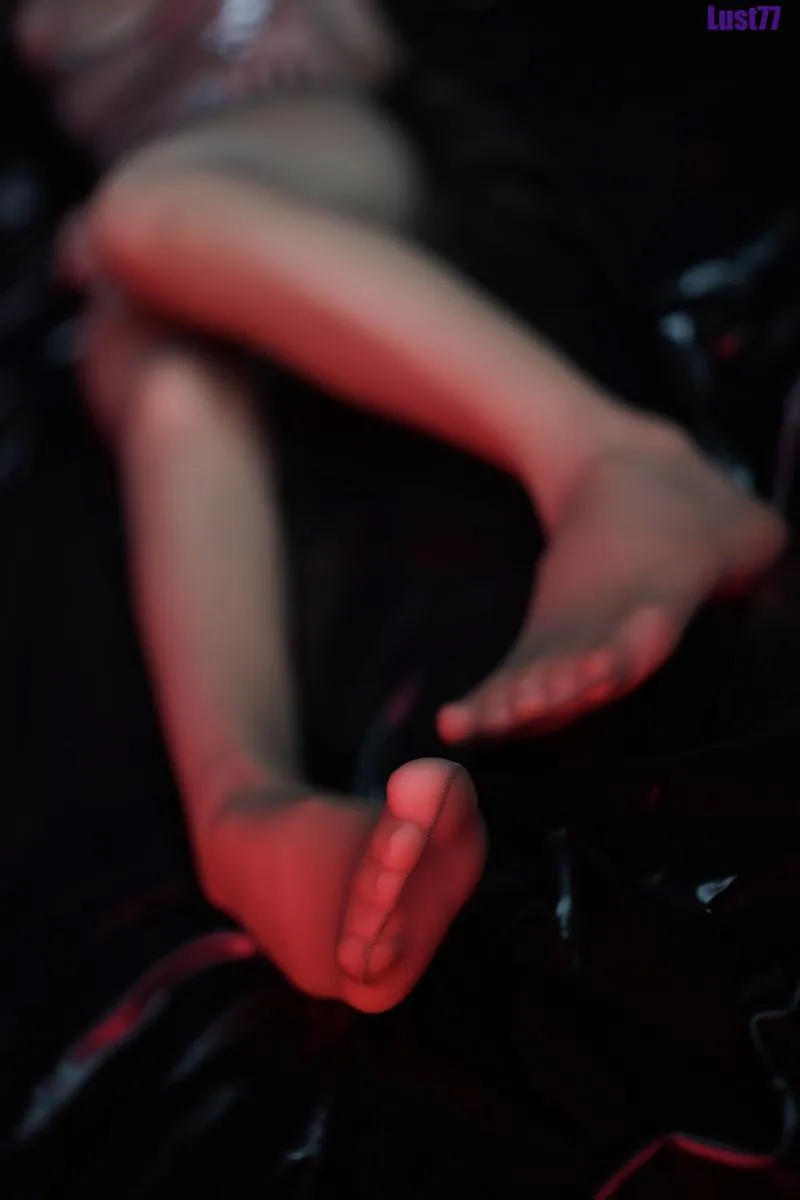 【Cosplay】 纸醉金迷Part.II 柒柒要乖哦 P.1
