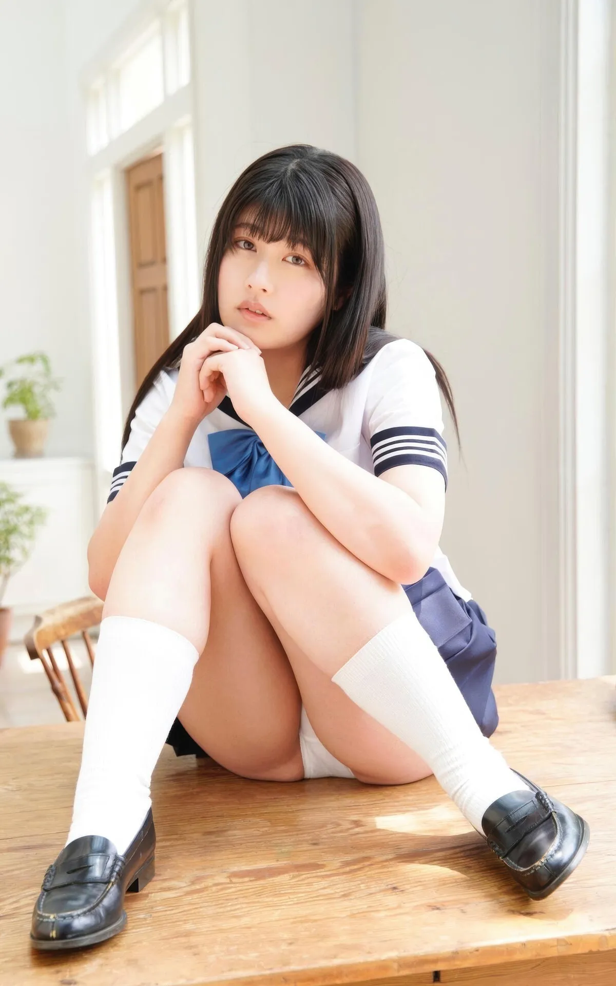 ちとせよしの, 日本写真 GravureCream 「ちとせ」 Yoshino Chitose 写真集 P.3