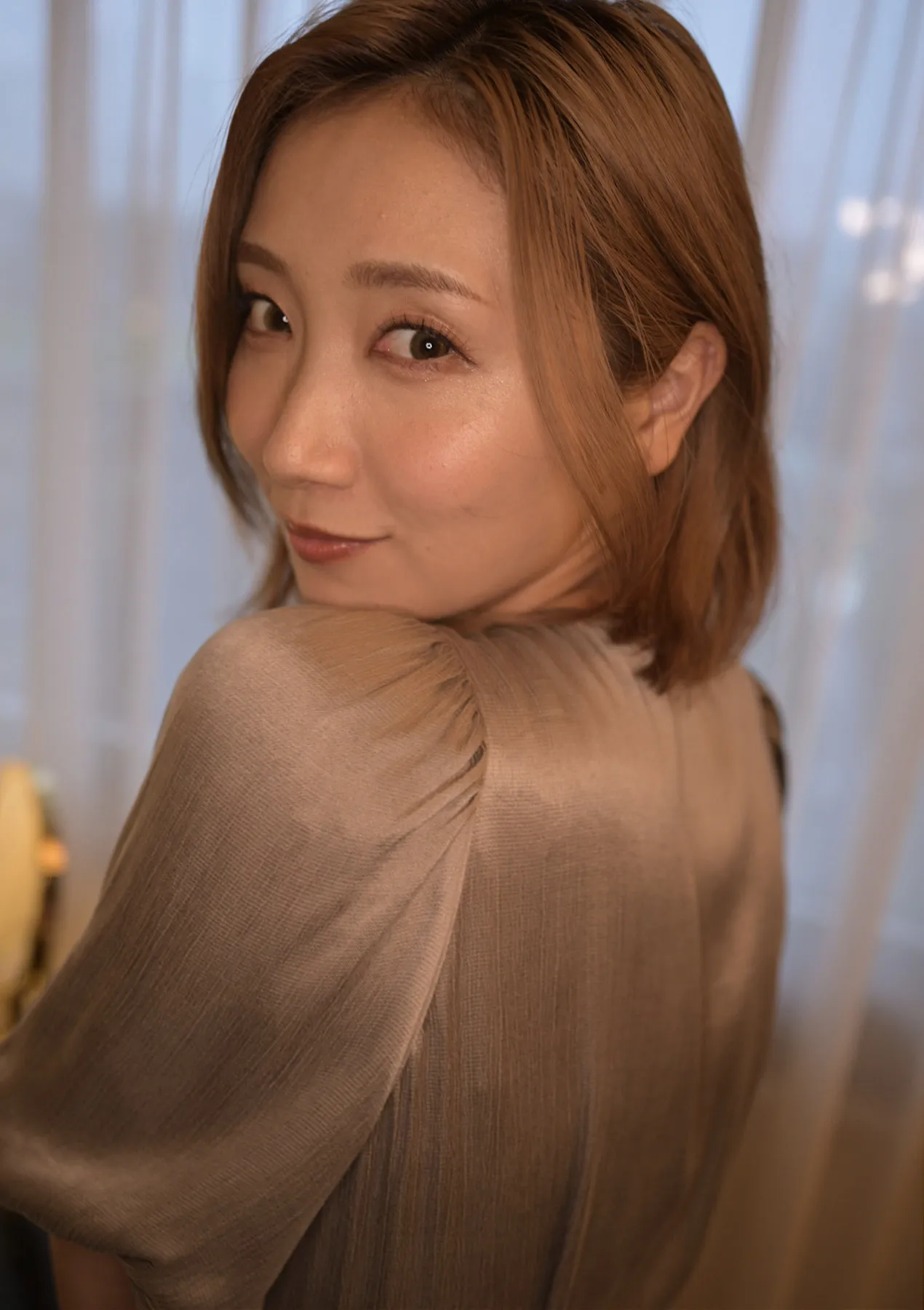 Anna 全集修正 Kami 日本写真 周刊现代写真集で妖F 加美杏奈 P.8
