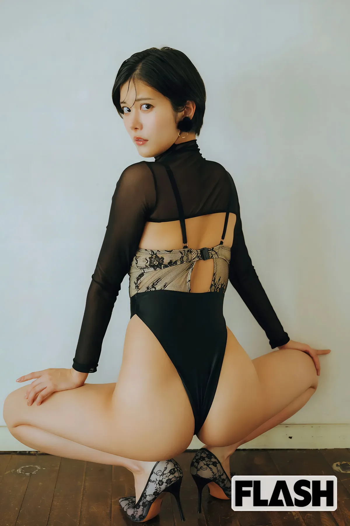 仲原ちえ, Nakahara 日本写真 2025年4月8日号) 2025.4.8 ( FLASH Chie P.5