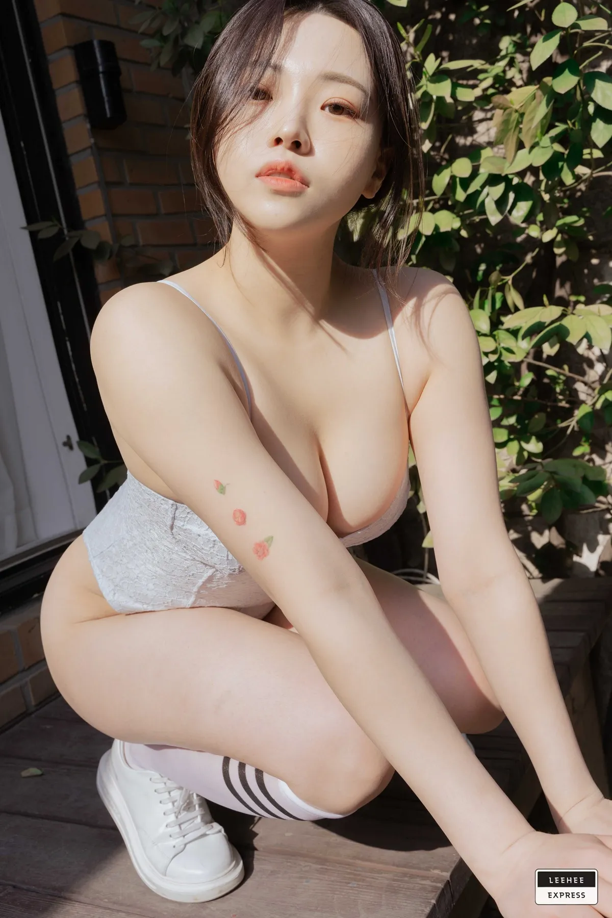 韩国写真 Sunny EXPRESS LEDG LEEHEE , 180 P.11