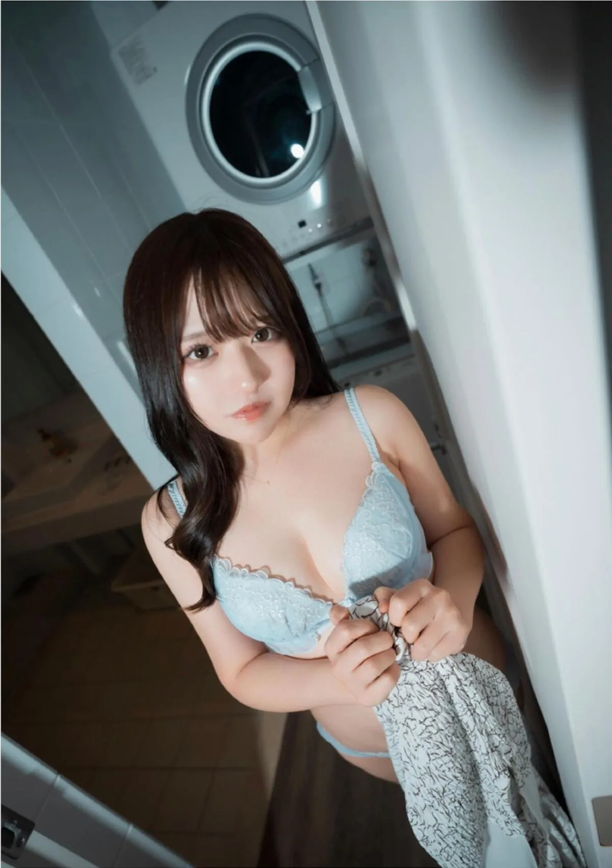 House E 全集修正 こっちにきてWunder Kipikodayo book 九十九ぱて Publishing 日本写真 1st Part P.14
