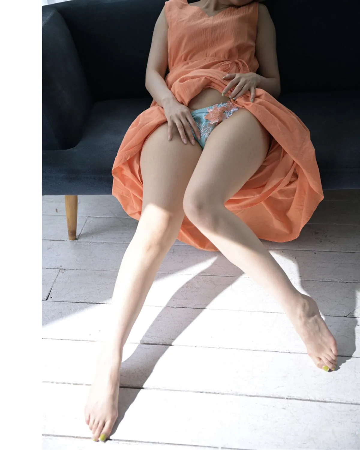 加美杏奈 Anna 日本写真 周刊现代写真集 (66P) 邻の部屋の美脚お姊さん Kami P.6