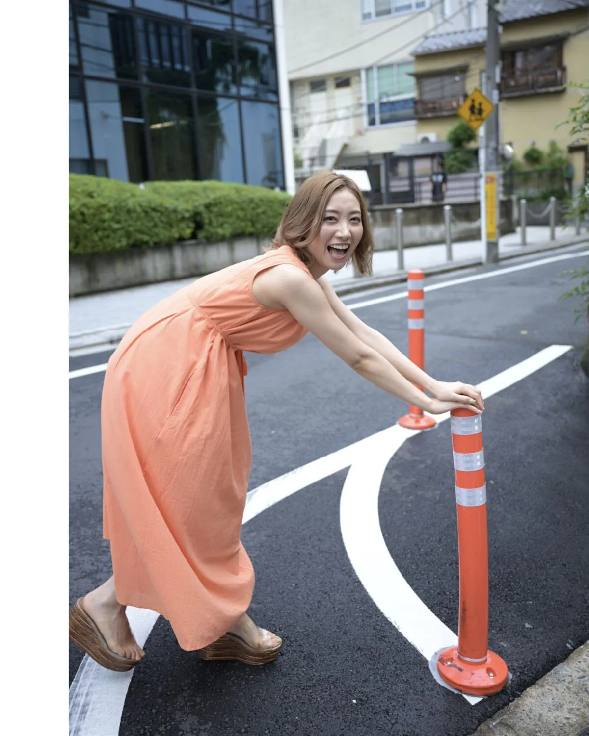 加美杏奈 Anna 周刊现代写真集 日本写真 Kami (66P) 邻の部屋の美脚お姊さん P.2