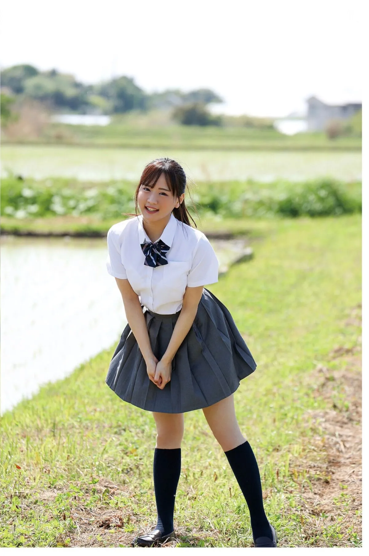 风に包まれて 写真集 Part Hirose なるみ Narumi 日本写真 全集修正 P.9