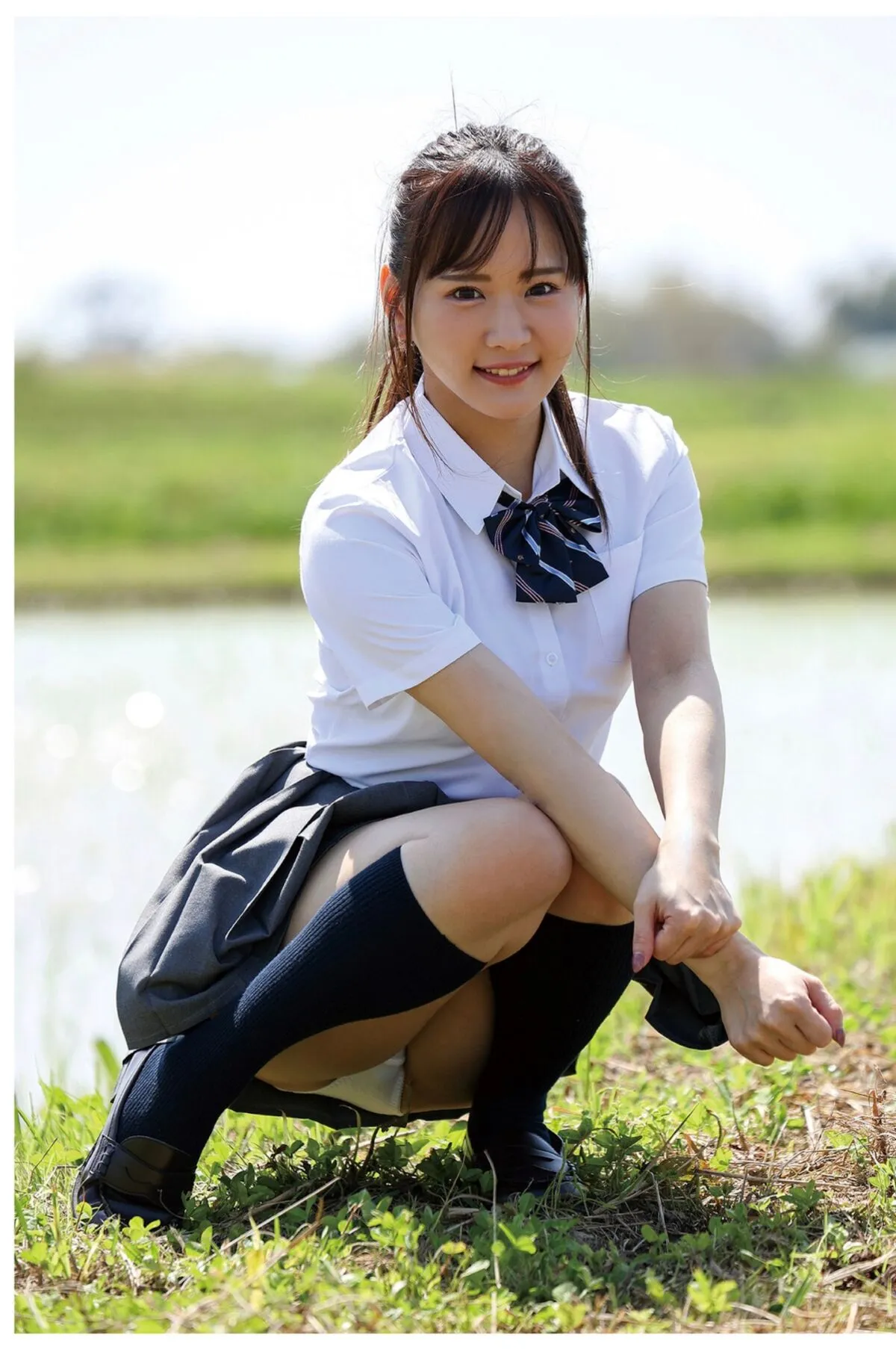 日本写真 写真集 全集修正 なるみ Narumi Part 风に包まれて Hirose P.7