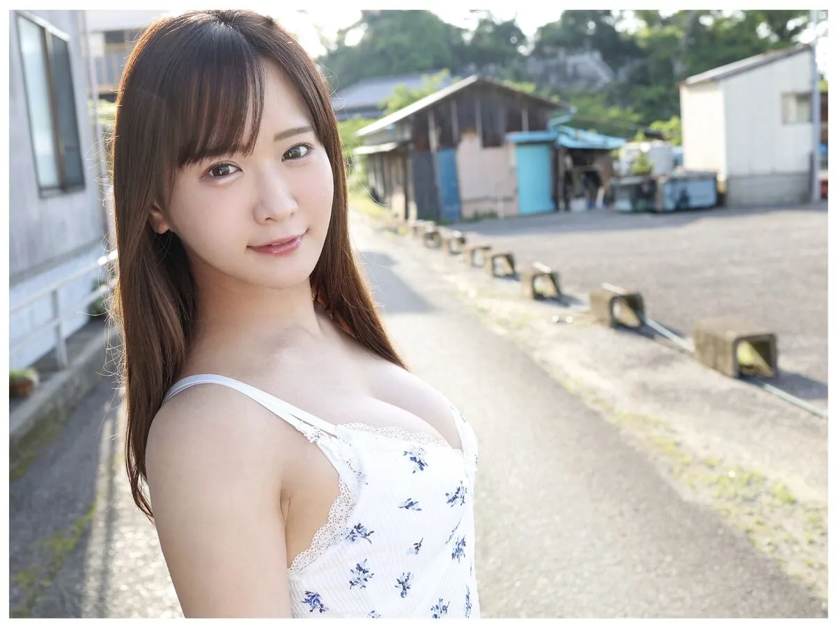 なるみ Part 日本写真 Hirose 全集修正 风に包まれて Narumi 写真集 P.13