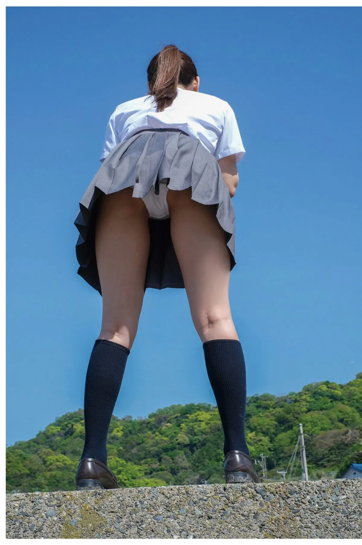 Narumi 写真集 Part 日本写真 Hirose 全集修正 风に包まれて なるみ P.23